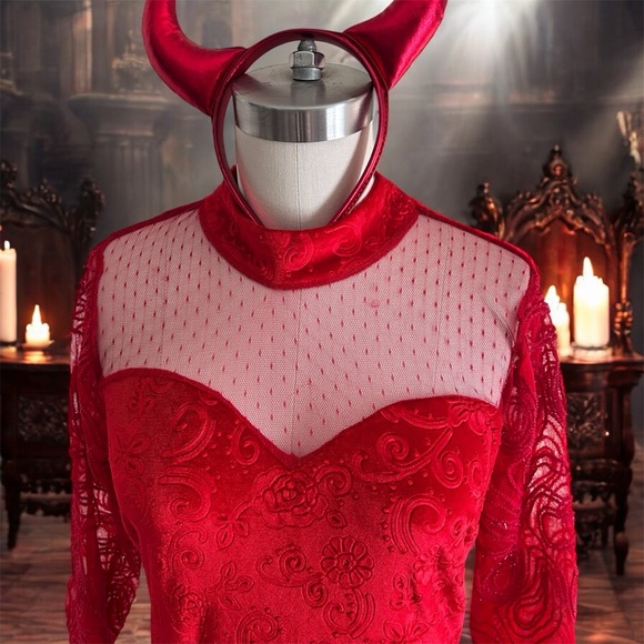 Halloween Spirit Costume Red Devious Devil Dress Horns NWT - Picture 2 of 7